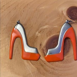 Cute heel earrings